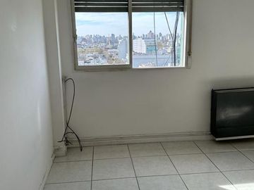 Departamento en venta de 3 dormitorios en Parque Patricios