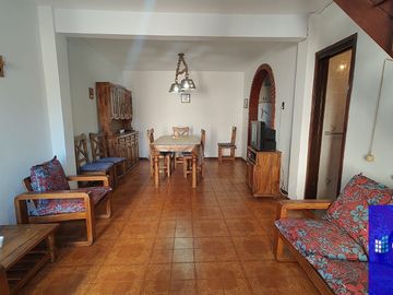 Dúplex en venta de 2 dormitorios c/ cochera en Costa Azul