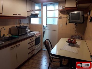 Departamento en venta de 4 dormitorios en Flores