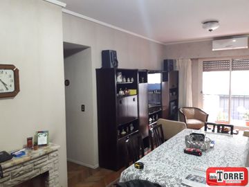 Departamento en venta de 4 dormitorios en Flores