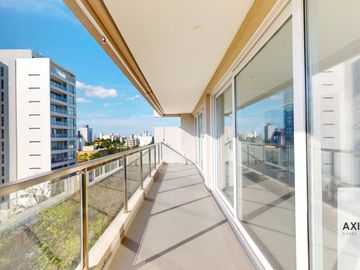Departamento en venta de 3 dormitorios c/ cochera en La Plata
