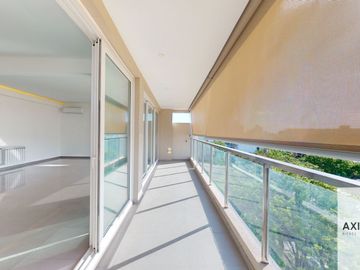Departamento en venta de 3 dormitorios c/ cochera en La Plata