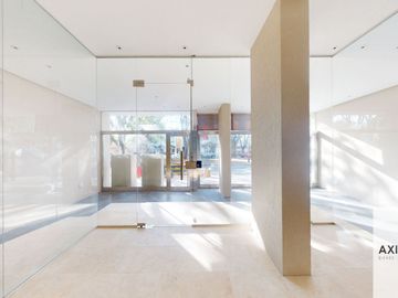 Departamento en venta de 3 dormitorios c/ cochera en La Plata