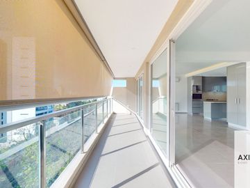 Departamento en venta de 3 dormitorios c/ cochera en La Plata