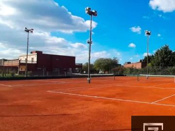 Casa en venta de 4 dormitorios a estrenar en Lagos de Canning 1