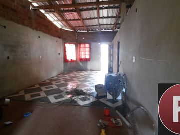 Casa en venta de 3 dormitorios c/ cochera en Otros Barrios