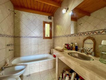 CASA 3 HAB. MELIPAL 2 MUY BUENA VISTA AL LAGO