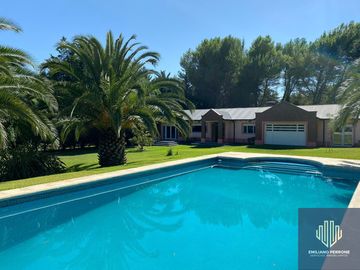 Casa quinta en venta de NaNm2 ubicado en Bosque Alto