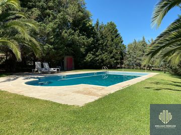 Casa quinta en venta de NaNm2 ubicado en Bosque Alto