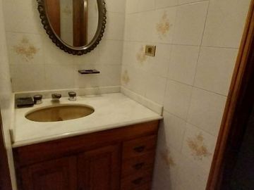 Casa en venta de 2 dormitorios c/ cochera en Naposta
