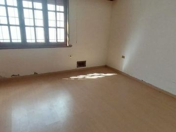 Casa en venta de 2 dormitorios c/ cochera en Naposta