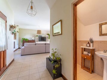 CASA EN VENTA 4 AMBIENTES EN FRANCISCO ALVAREZ