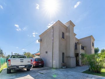 CASA EN VENTA 4 AMBIENTES EN FRANCISCO ALVAREZ