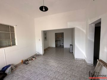 Casa familiar 2d + Galpón 220m2 c/ofic