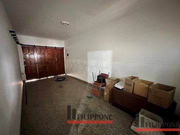 Casa familiar 2d + Galpón 220m2 c/ofic