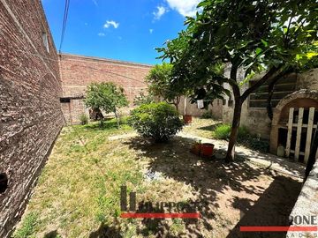 Casa familiar 2d + Galpón 220m2 c/ofic