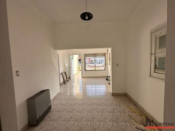 Casa familiar 2d + Galpón 220m2 c/ofic