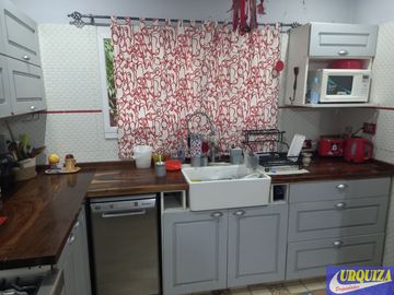 Casa en venta de 3 dormitorios en Ramos Mejía