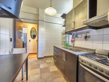VENTA DEPARTAMENTO EN ALMAGRO 3 AMBIENTES C/DEPENC