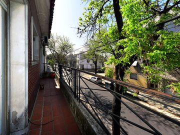 PH VENTA 6 AMBIENTES MONTECASTRO