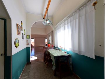 PH VENTA 6 AMBIENTES MONTECASTRO