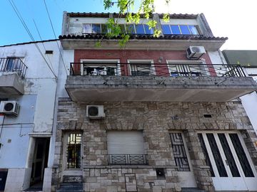 PH VENTA 6 AMBIENTES MONTECASTRO