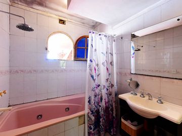 PH VENTA 6 AMBIENTES MONTECASTRO