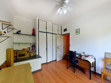 PH VENTA 6 AMBIENTES MONTECASTRO