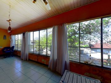 PH VENTA 6 AMBIENTES MONTECASTRO