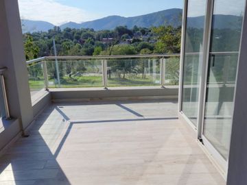 Casa en venta de 5 dormitorios en Country Altos Carlos Paz