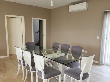 Casa en venta de 5 dormitorios en Country Altos Carlos Paz