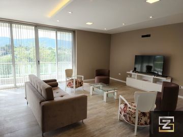 Casa en venta de 5 dormitorios en Country Altos Carlos Paz