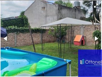Casa en venta de 2 dormitorios c/ cochera en Berazategui Oeste