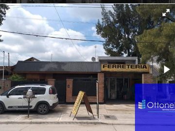 Casa en venta de 2 dormitorios c/ cochera en Berazategui Oeste