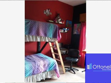 Casa en venta de 2 dormitorios c/ cochera en Berazategui Oeste
