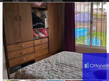 Casa en venta de 2 dormitorios c/ cochera en Berazategui Oeste