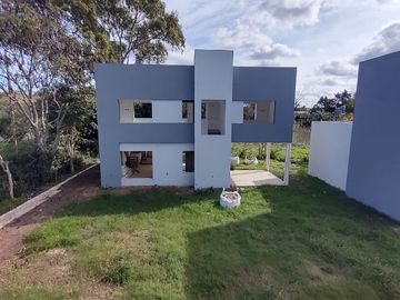 Dúplex en venta de 2 dormitorios en Villa Elisa