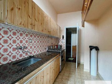 Casa en venta de 3 dormitorios c/ cochera en Centro