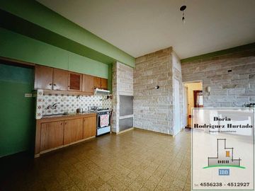 Casa en venta de 3 dormitorios c/ cochera en Centro