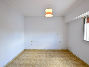 CASA VENTA LA PLATA APTO BANCO PATIO COCHERA