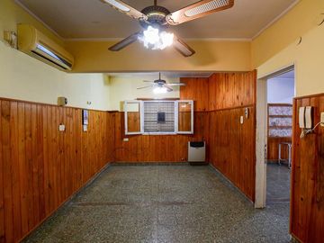 CASA VENTA LA PLATA APTO BANCO PATIO COCHERA