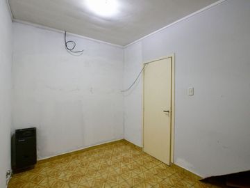 CASA VENTA LA PLATA APTO BANCO PATIO COCHERA