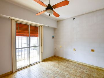 CASA VENTA LA PLATA APTO BANCO PATIO COCHERA