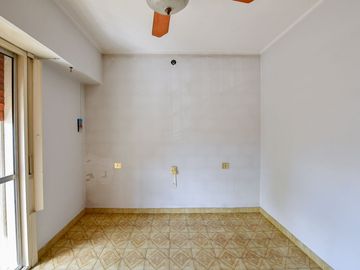 CASA VENTA LA PLATA APTO BANCO PATIO COCHERA