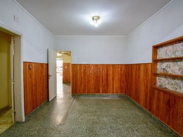 CASA VENTA LA PLATA APTO BANCO PATIO COCHERA