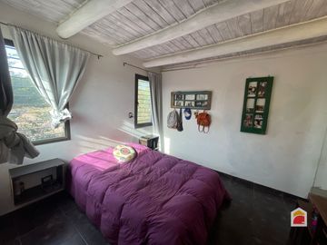 APPTO BANCOR! Casa en venta de 3 dormitorios c/ cochera en Villa Allende