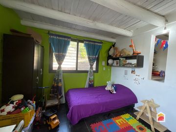 APPTO BANCOR! Casa en venta de 3 dormitorios c/ cochera en Villa Allende