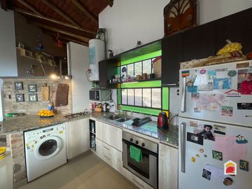 APPTO BANCOR! Casa en venta de 3 dormitorios c/ cochera en Villa Allende