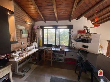 APPTO BANCOR! Casa en venta de 3 dormitorios c/ cochera en Villa Allende