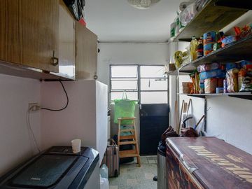 GALPÓN Y CASA EN VENTA LA PLATA 3 DORMITORIOS